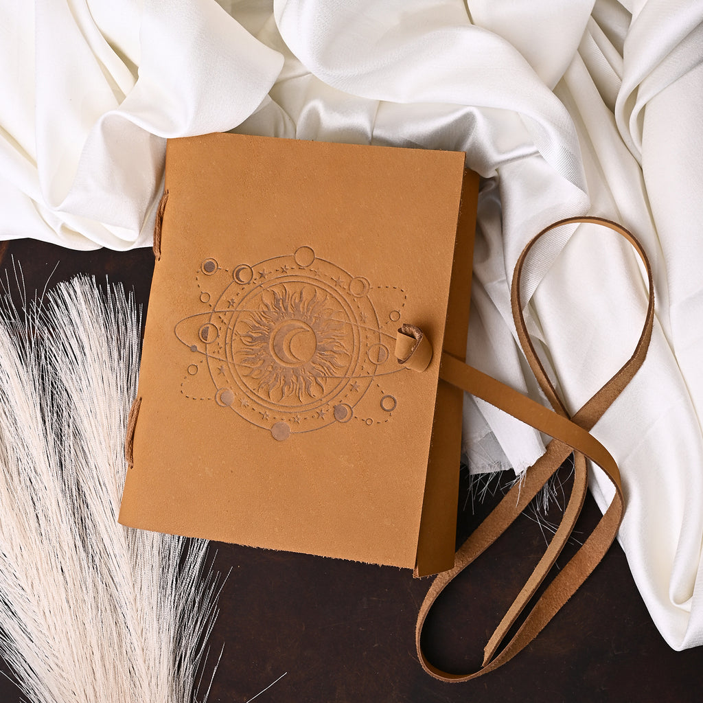 Faces of Moon – Premium Leather Diary